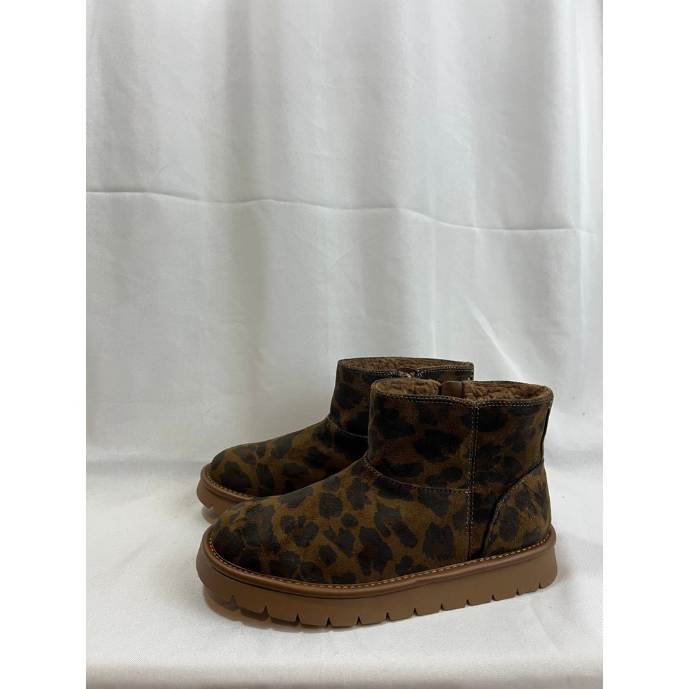 Universal‎ Thread Womens Leopard Print Ankle Boots Memory Foam Lug Sole Brown 6